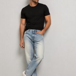 Men’s Light Wash Straight Fit Denim Jeans – Stylish Casual Blue Jeans for Daily Wear